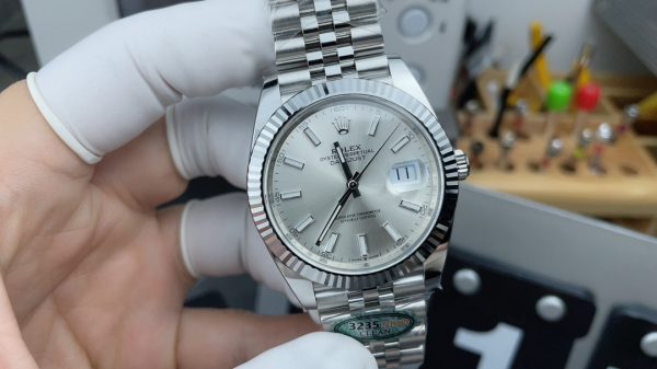 Clean Factory Rolex Datejust M126334-0004