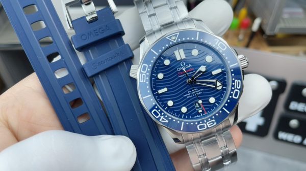VS Factory Omega Seamaster Diver 300M 210.30.42.20.03.001
