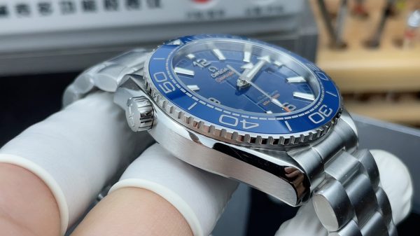 VS Factory Omega Seamaster Diver 600M 215.30.44.21.03.003 - 图片 4