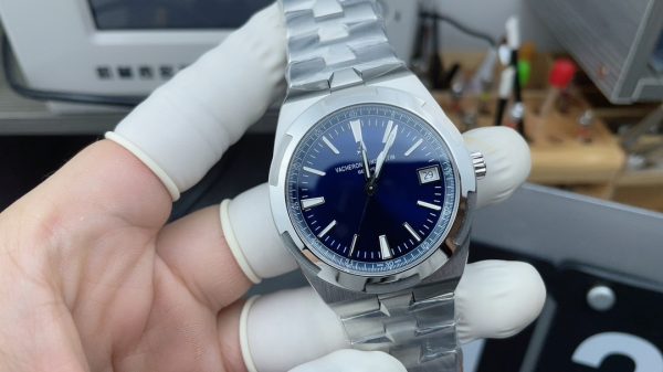 PPF Factory Vacheron Constantin Overseas 4500V/210A-B128