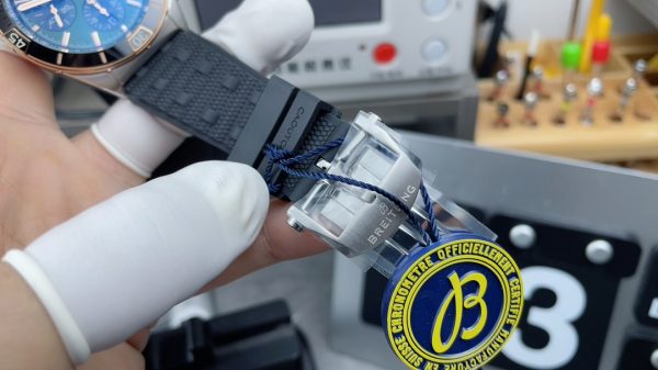 BLS Factory Breitling Chronomat B01 42mm UB0136251L1S1 - 图片 7