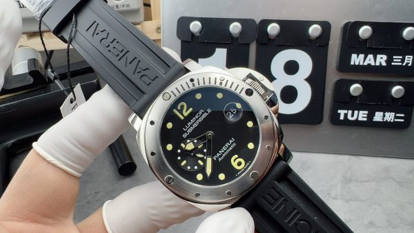 VS Factory Panerai Submersible PAM01024