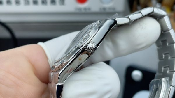 CC Factory Vacheron Constantin Overseas Quartz 1205V/100A-B591 - 图片 4