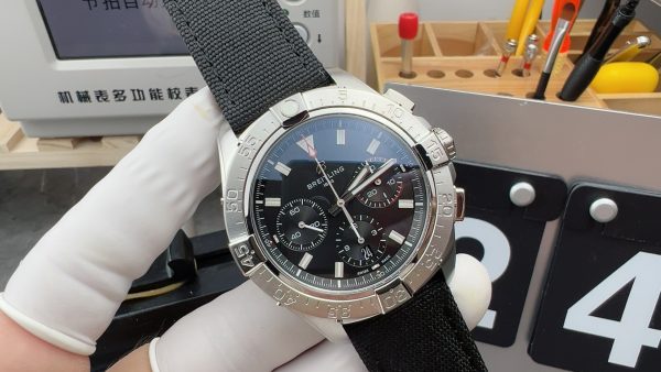 BLS Factory Breitling Avenger B01 Chronograph 44mm AB0147101B1X1