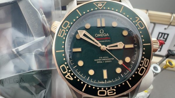 VS Factory Omega Seamaster Diver 300M 210.90.42.20.10.001 - 图片 2