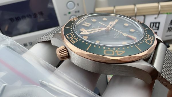 VS Factory Omega Seamaster Diver 300M 210.90.42.20.10.001 - 图片 4